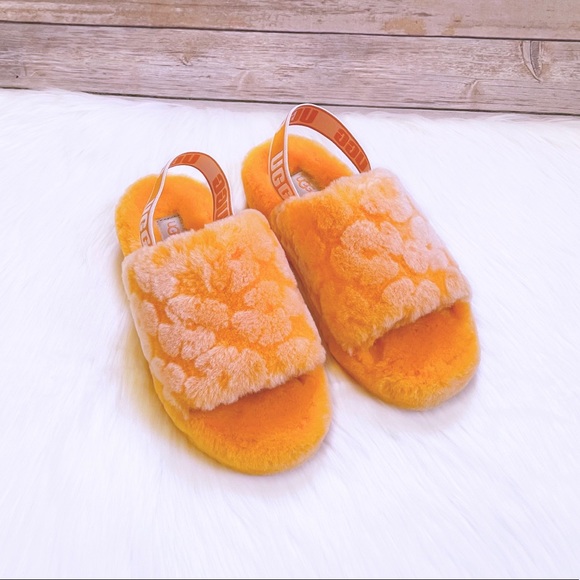 UGG Fluff Yeah Slide Poppy In California Poppy - Picture 5 of 8